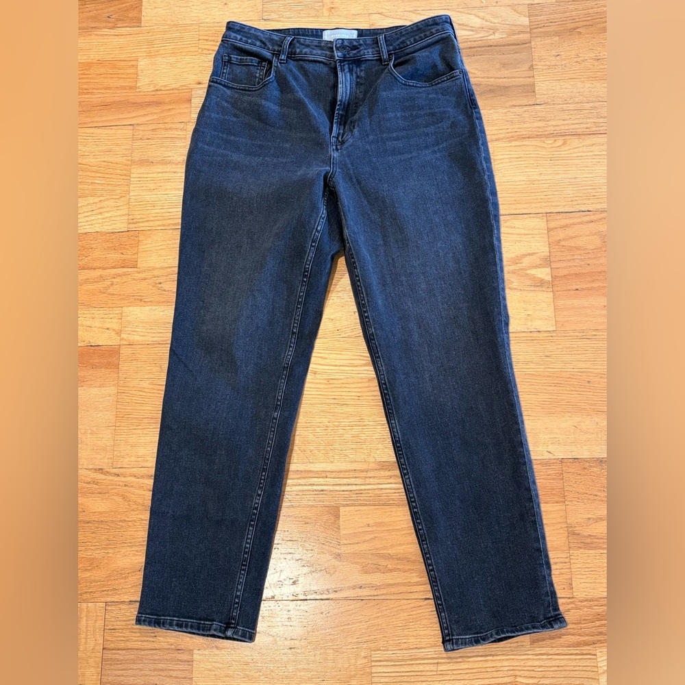 Everlane Black Curvy Cheeky Jean